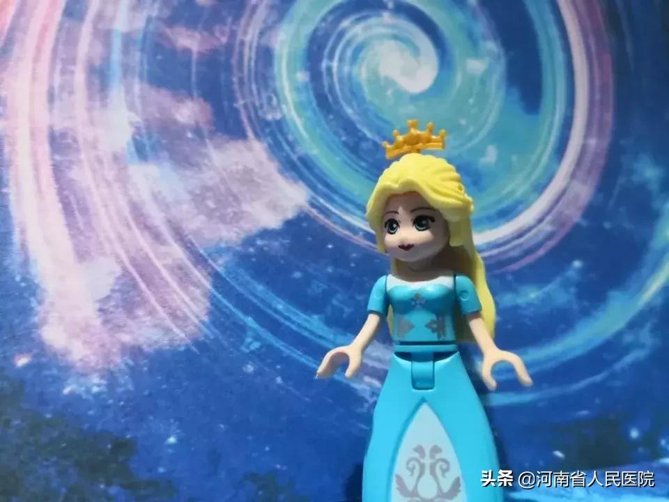 儿童竹签扎进嘴,竹签扎到小孩图片