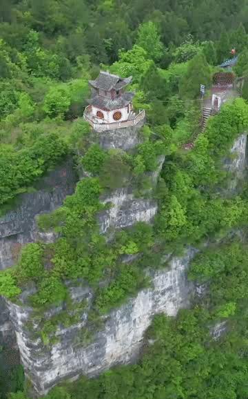 十三座神奇的中国空中古寺,中国这20座令人震撼的古寺