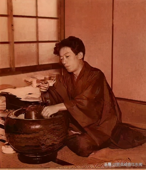 “沉默的恐怖”麻痹正义，皇军专门栽赃污蔑的信息管制有多厉害，