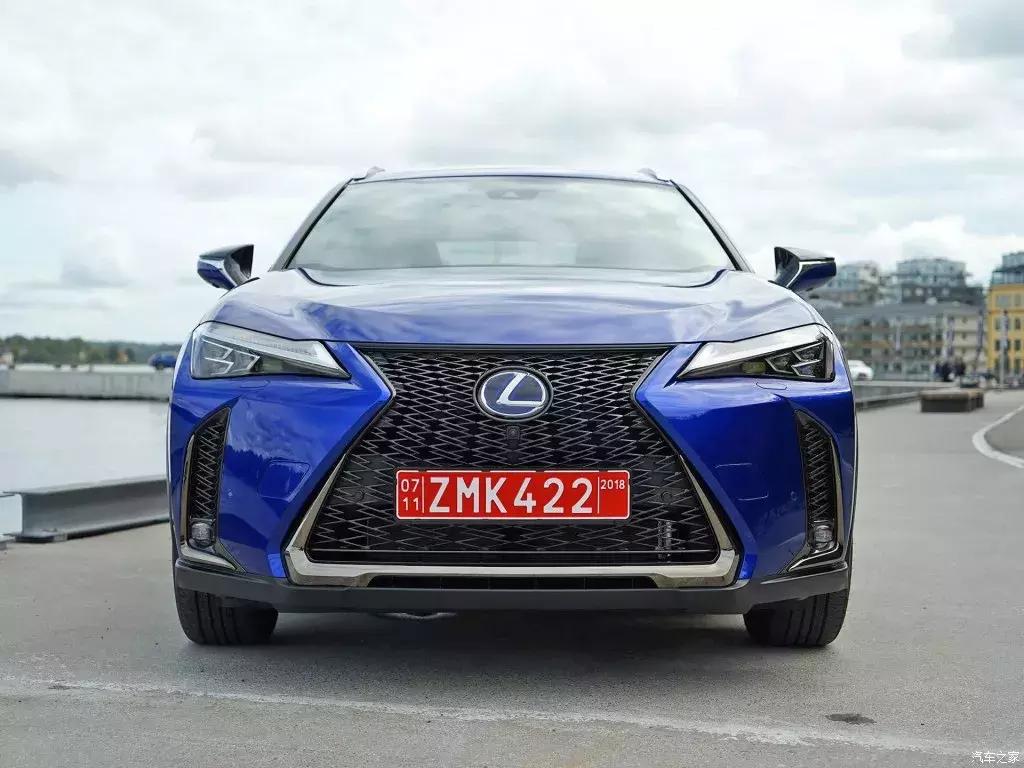 雷克萨斯ux和奥迪全新q3哪个好,哪款雷克萨斯和奥迪a6最像