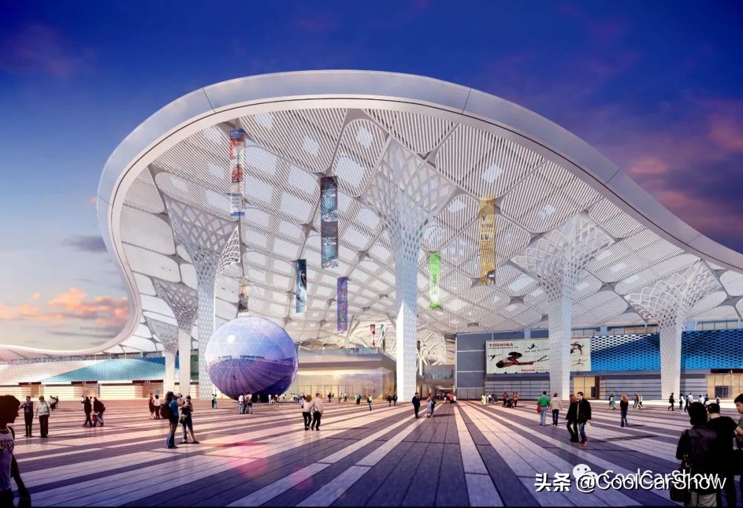 鸟巢体育场有几个足球场,六个鸟巢