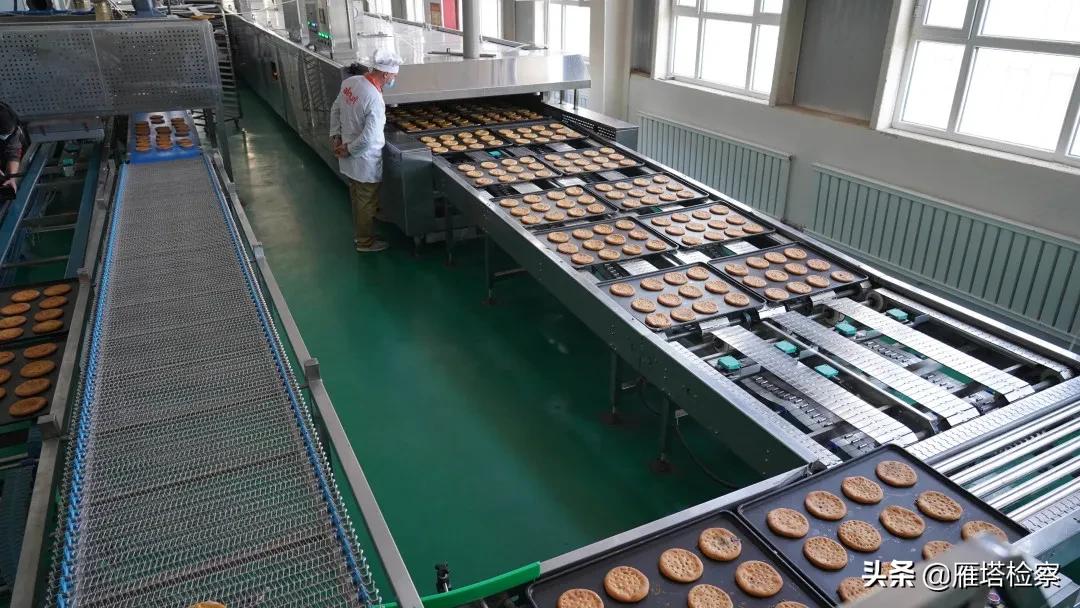 回顾脱贫攻坚波澜壮阔的伟大历程,彪炳史册的伟大奇迹全文