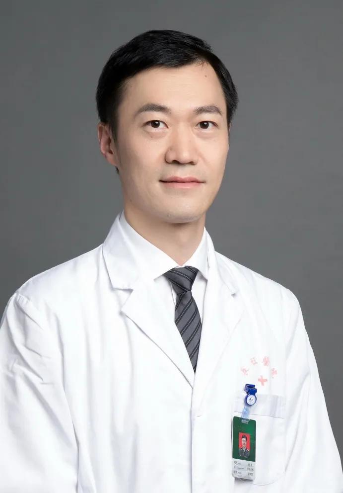 咳嗽咳痰胸腔积液10月余治疗无效，艰难追踪得出哪些教训？（上）