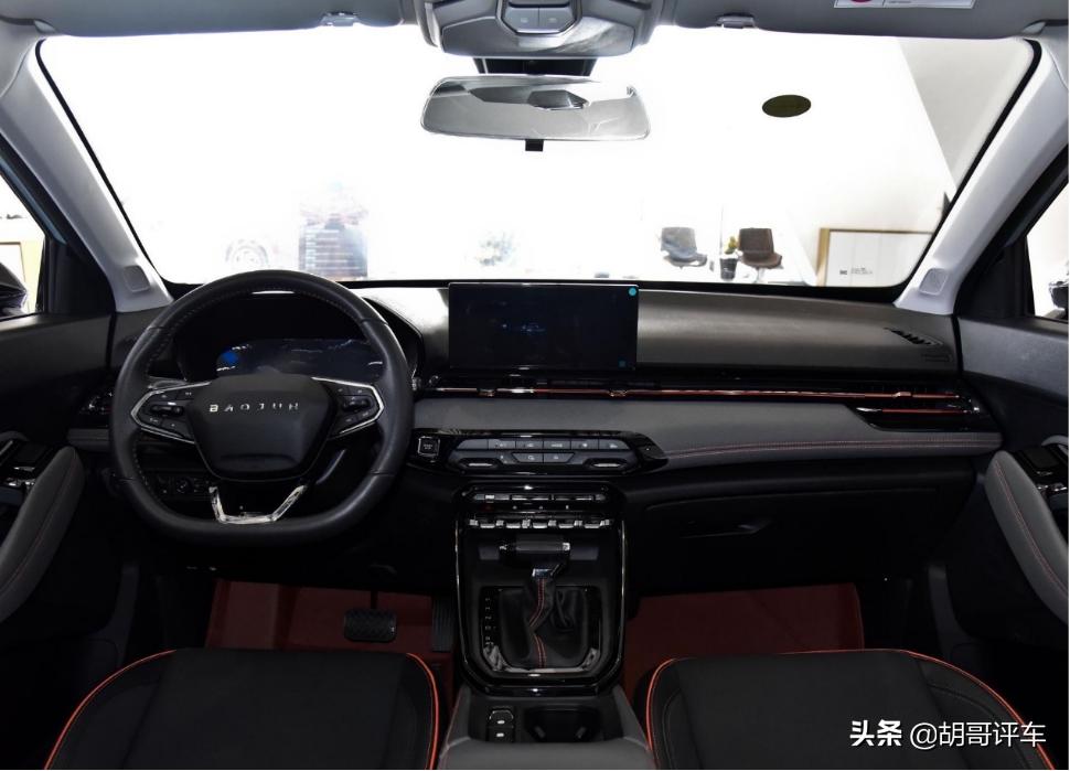 新宝骏rs-3和宝骏510哪个好,宝骏rs-3手动挡中配落地多少钱