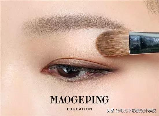 眼妆怎么画显大又干净单眼皮内双,没有内双的单眼皮怎么画眼妆