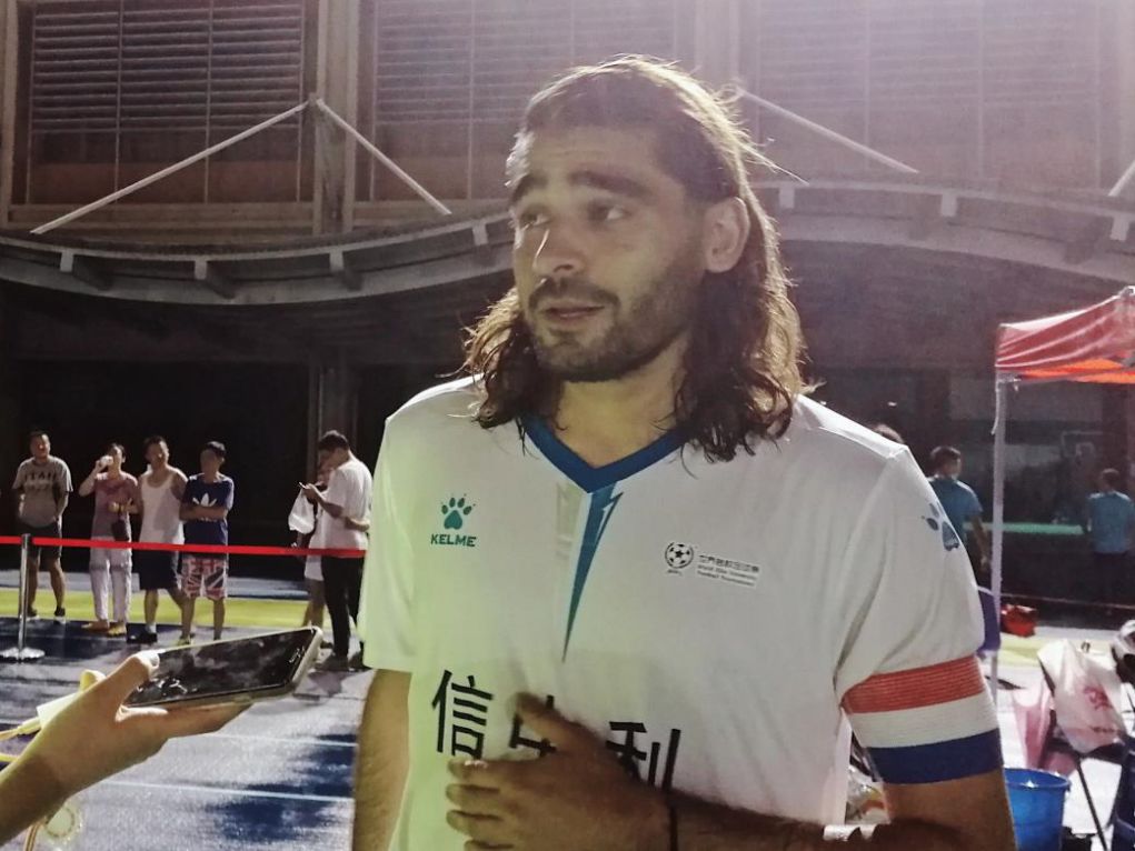 2019世界名校足球赛现场采访