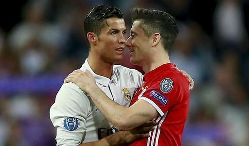 莱万是真正的巨星状态最稳定的,莱万现在到哪支球队了