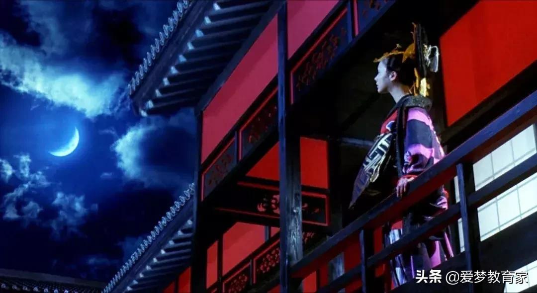 亚洲最狂野女导演，一年出3部新片，半个演艺圈为她站台