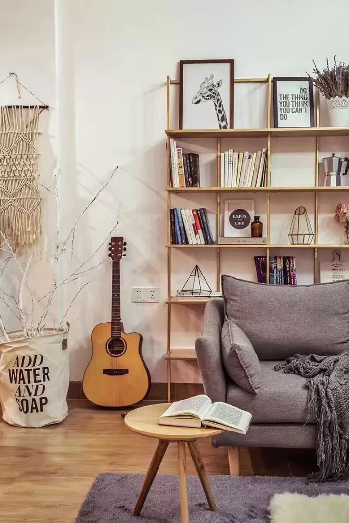 *窥偷**了22位朋友的客厅，我发现小户型变大，大户型变豪的神仙操作