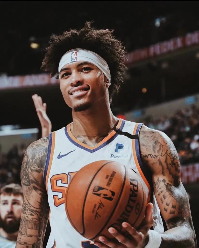 半月板撕裂年轻好得快吗,乌布雷半月板撕裂严重吗