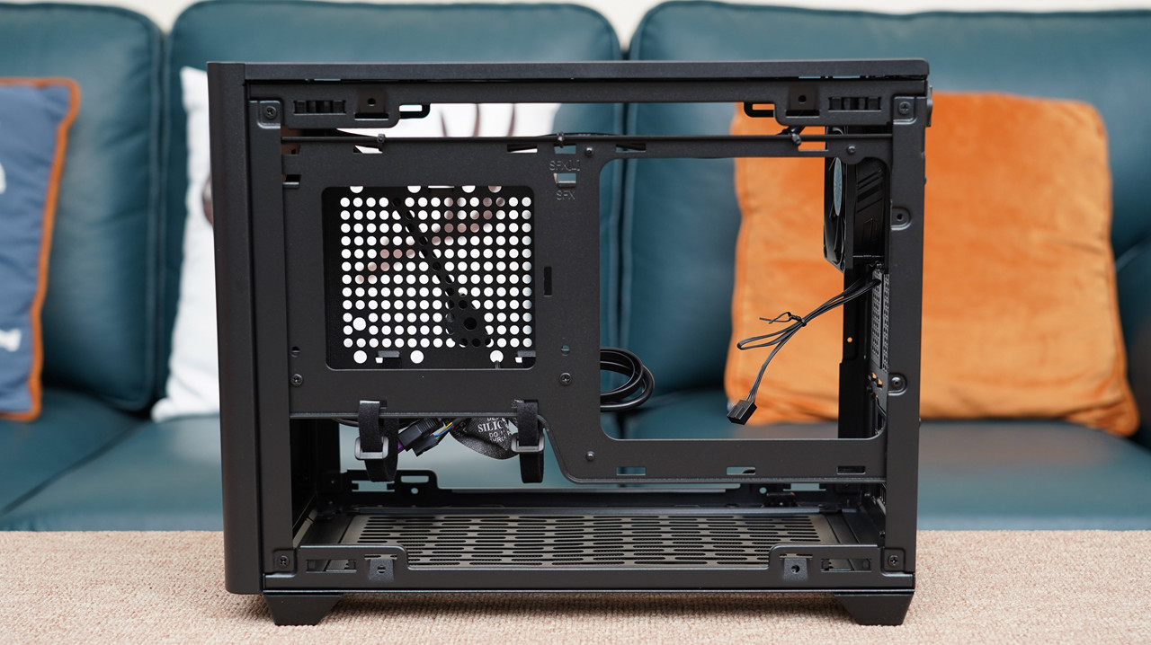 itx三槽显卡机箱,itx机箱能装多大显卡