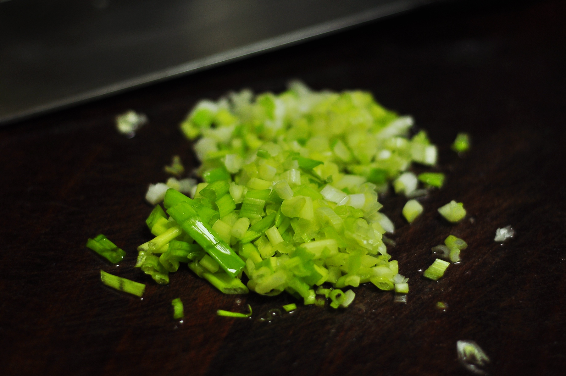 家庭聚会必吃的美食,糯米猪肉丸子加咸蛋黄