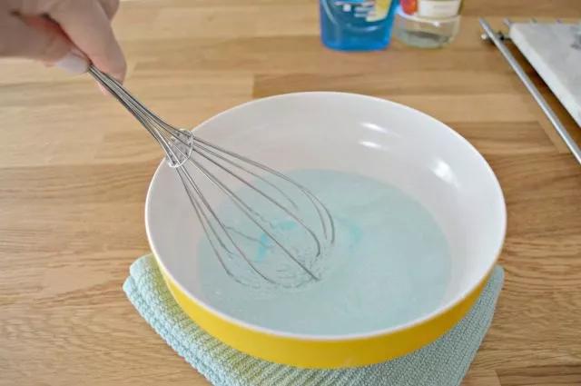 白墙脏了刷白最简单方式,白墙弄脏了怎么把它变白