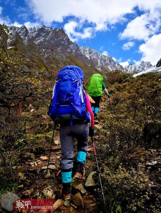 lowarenegade测评,lowa徒步鞋男款测评