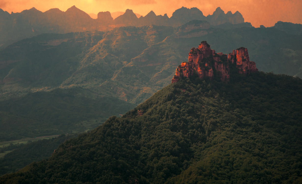 太行山巍峨,河北太行山最美的一段在哪里
