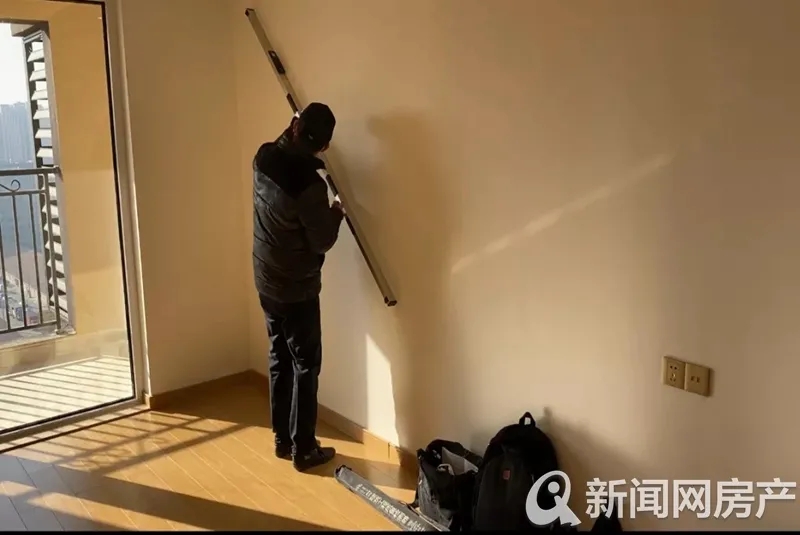 济南春江郦城验房,济南龙湖春江郦城房屋墙体开裂