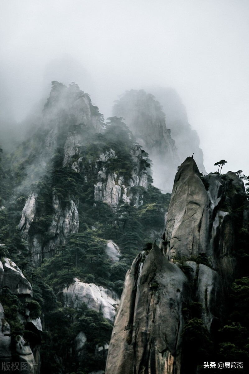 易经讲解以德立身,易经你有多谦虚就有多高贵