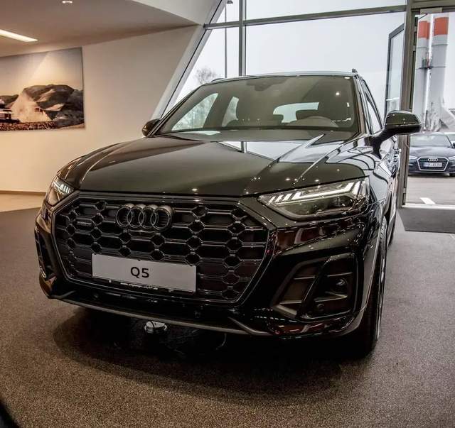 奥迪q5改装黑武士,2021款奥迪q5黑武士顶配多少钱