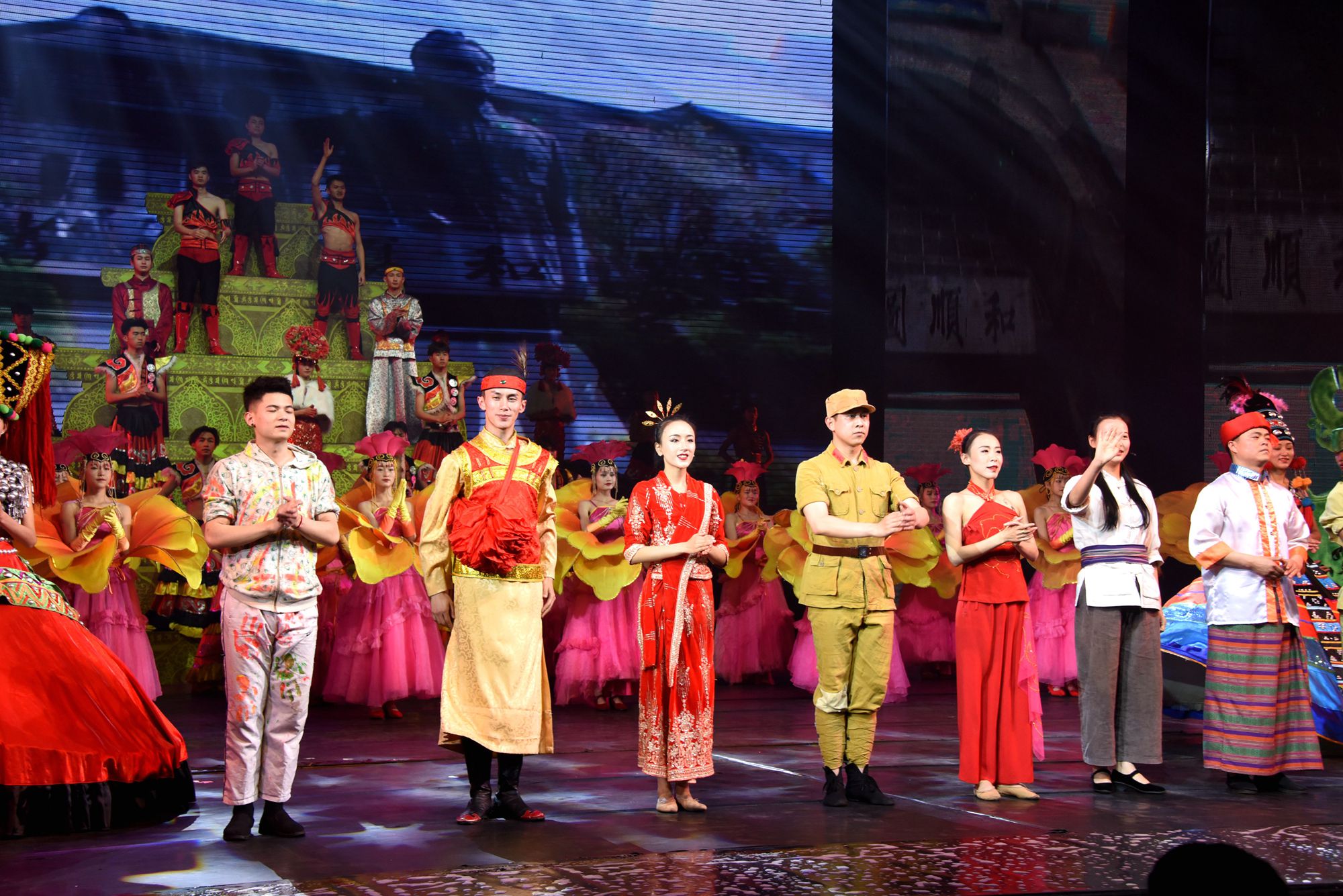 云南腾冲热海大滚锅风景,腾冲热海大滚锅景区攻略