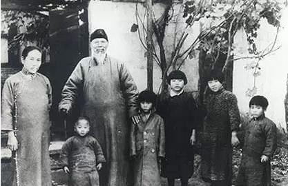 忆白石老人原文段落大意,忆白石老人阅读理解