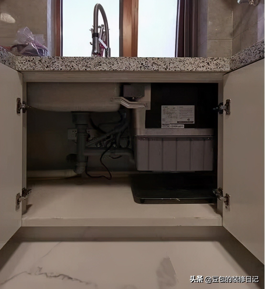 用瓷砖做的橱柜好吗,用瓷砖做橱柜性价比