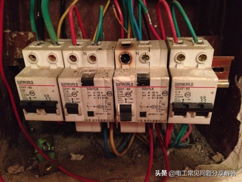 兆欧表开路和短路试验的目的,兆欧表短路会怎么样