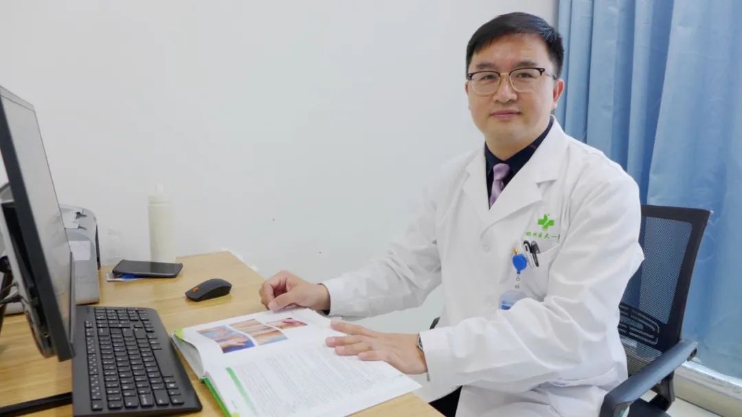 长期戴口罩皮肤爆痘过敏怎么办,戴口罩闷痘怎么办用什么药