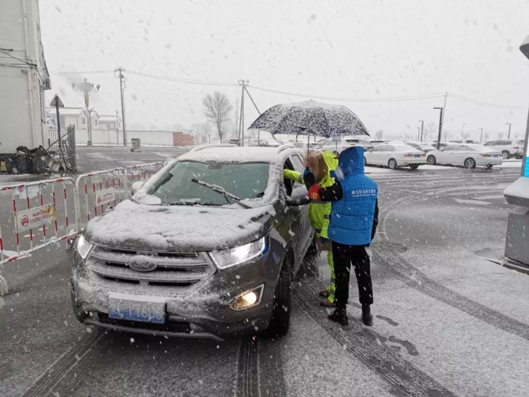 天竺镇“五到位”做好应对人流返京疫情防控工作