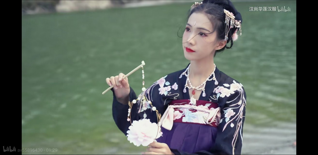 汉尚华莲的十里小姐姐好美啊