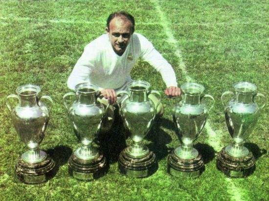 足坛历史十大球王图片,历史足坛十大球王