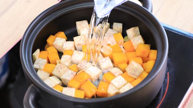 正宗椰汁汤的做法,仙芋椰汁汤底