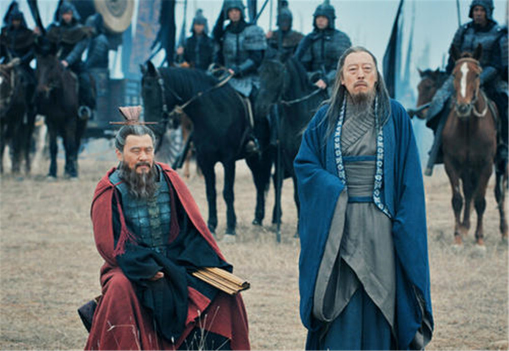 孙策真的是杀了神仙才惨死的吗,孙策不死便无三国孙策到底有多强