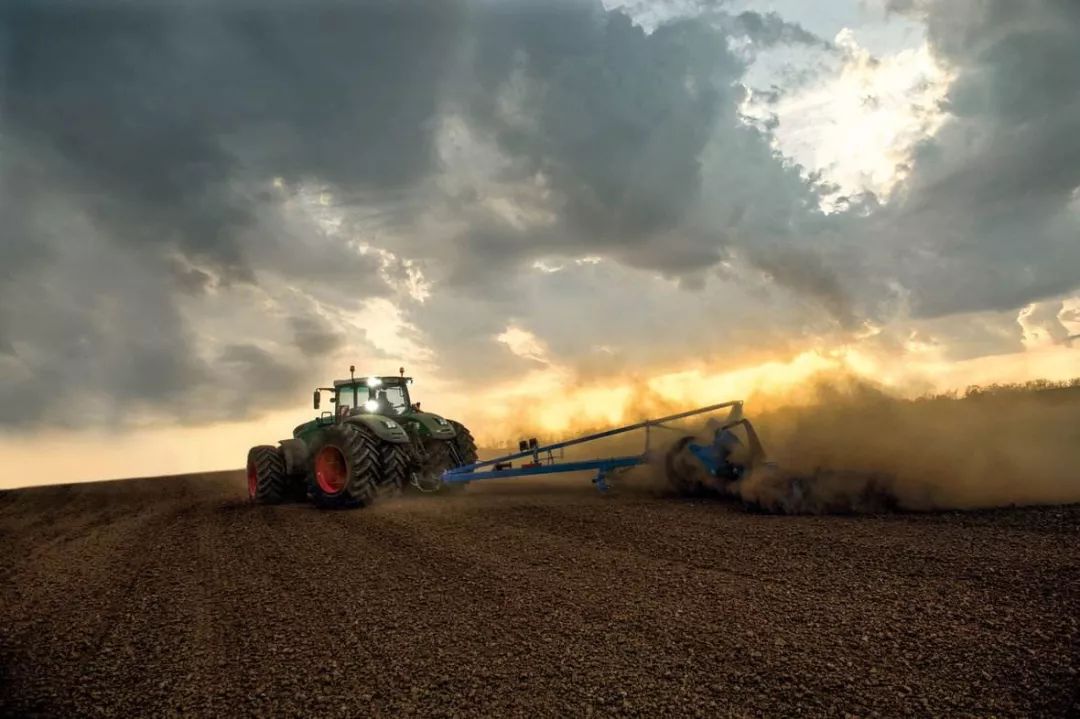 中联重科挖掘机崛起,中国农机公司中联重科