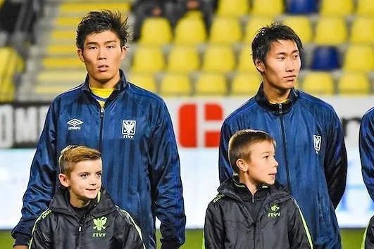 鏃ユ湰瓒崇悆宕涜捣闈犺皝,鏃ユ湰瓒崇悆鐨勫礇璧烽潬闈掕