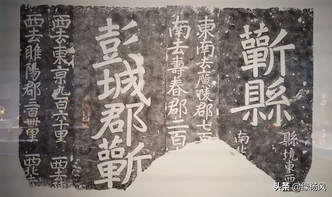 看大运河来往穿梭的船只,看京杭大运河的风景