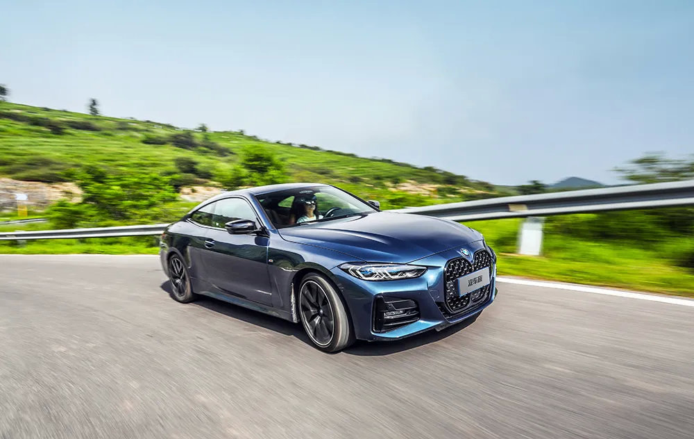 新宝马4系双门轿跑车价格,全新bmw4系双门轿跑车来袭