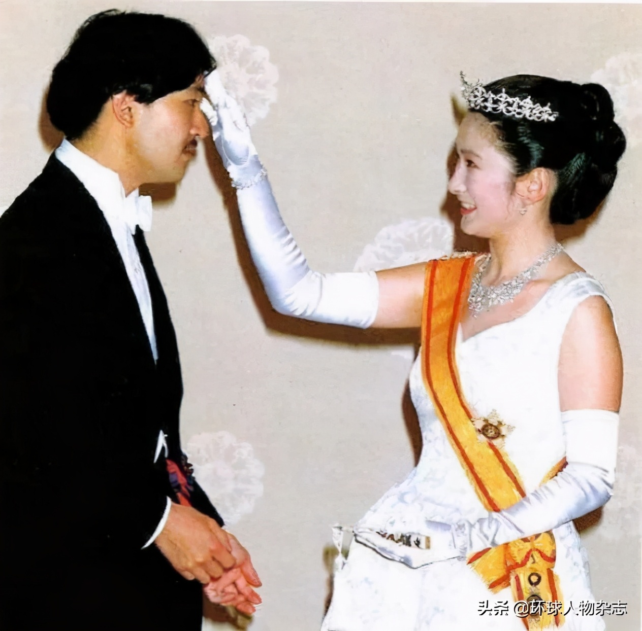 40岁冒险生子，为丈夫拼来“太子”之位，日本皇室宫斗，她成最大赢家