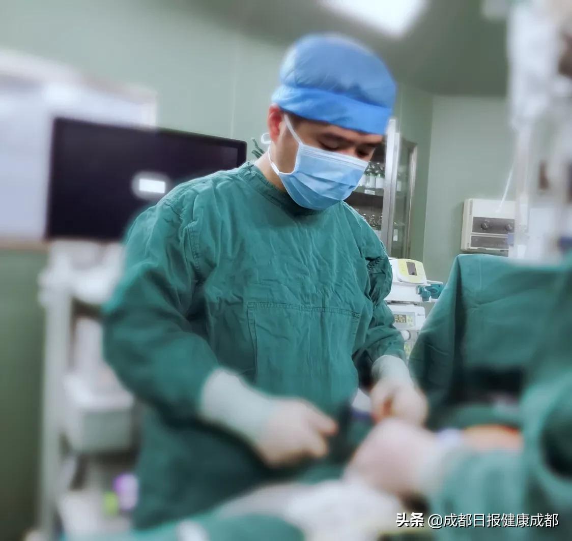 肝脏长15厘米肿瘤,肝脏肿瘤15mm手术后能根治吗