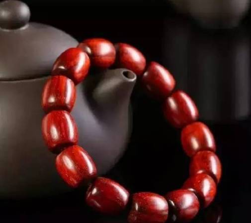 小叶紫檀手串哪种值得收藏,小叶紫檀手串款式推荐