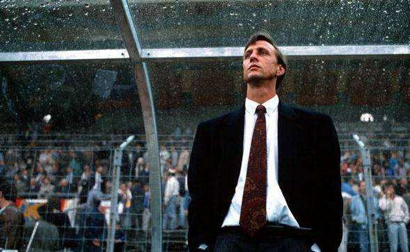 梦三巴萨进攻套路,巴萨梦三进场