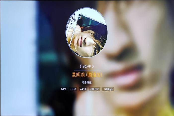 亿格瑞a10二代和芝杜z1000哪个好,亿格瑞a10怎么装硬盘