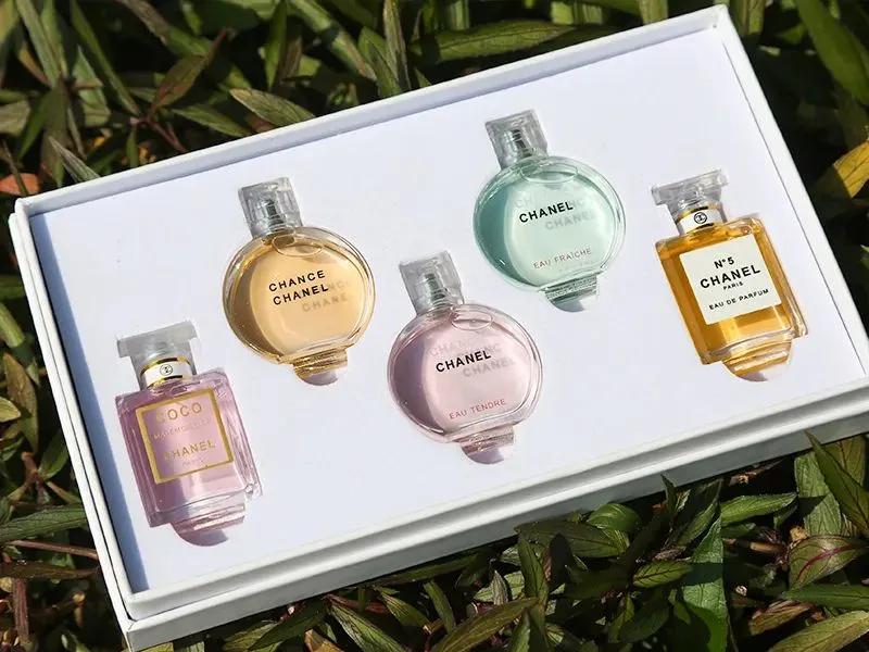 香奈儿最受欢迎的一款香水,香奈儿5号香水哪款最香最好闻