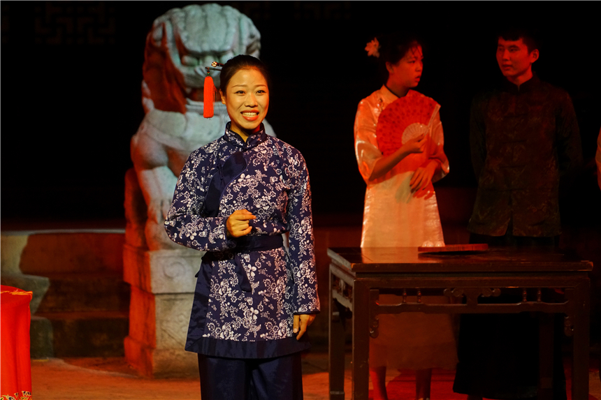 听评弹江南古镇的夜晚,苏州听评弹一日游