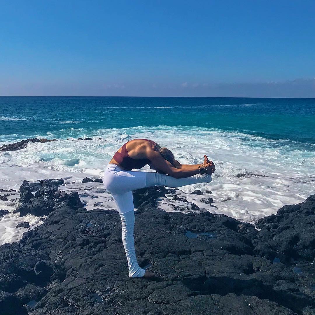 肚腩瘦身动作视频,5个虐腹动作帮你甩掉小肚腩