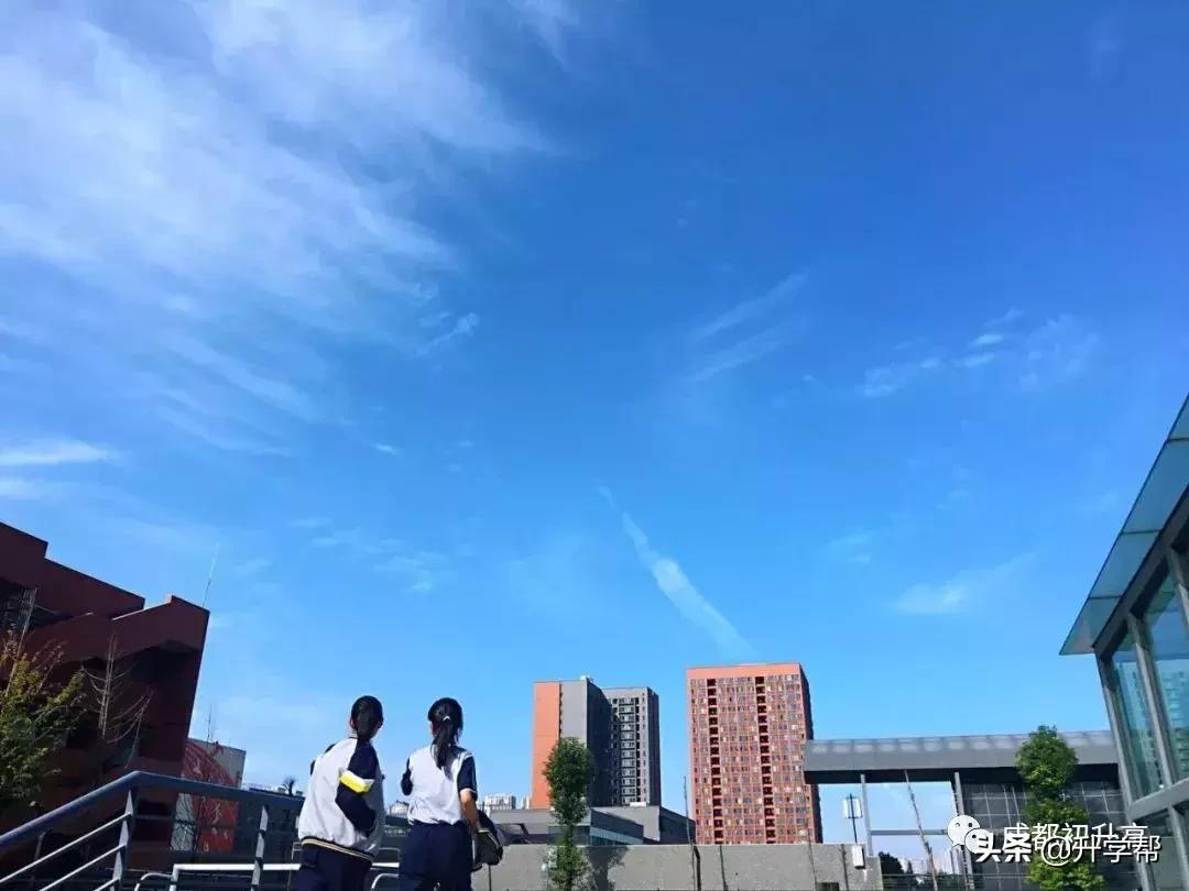 成都校园高颜值,成都环境最好的高中