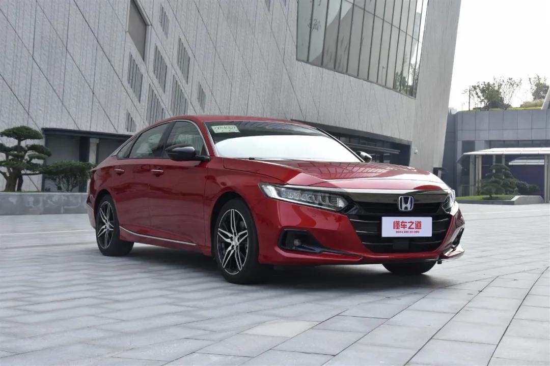 2022款雅阁幻夜尊贵版试驾视频,2022款雅阁试驾动力真实感受