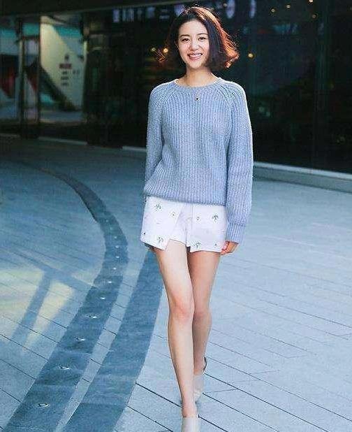 杨幂三朵金花图,杨幂旗下五朵金花古装造型