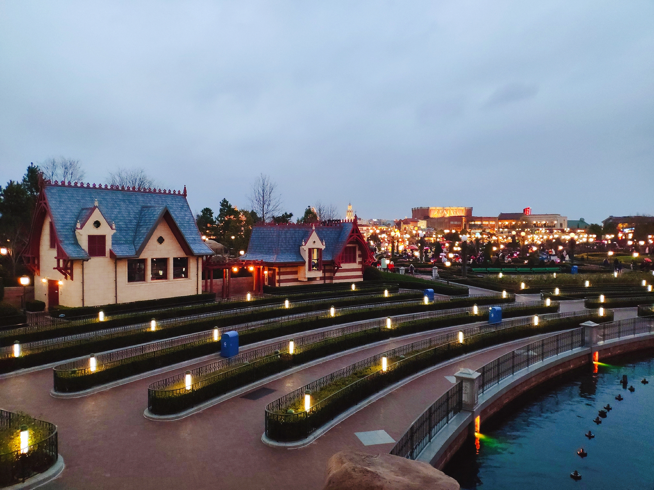 怎么最轻松玩上海迪士尼,上海迪士尼怎么省钱