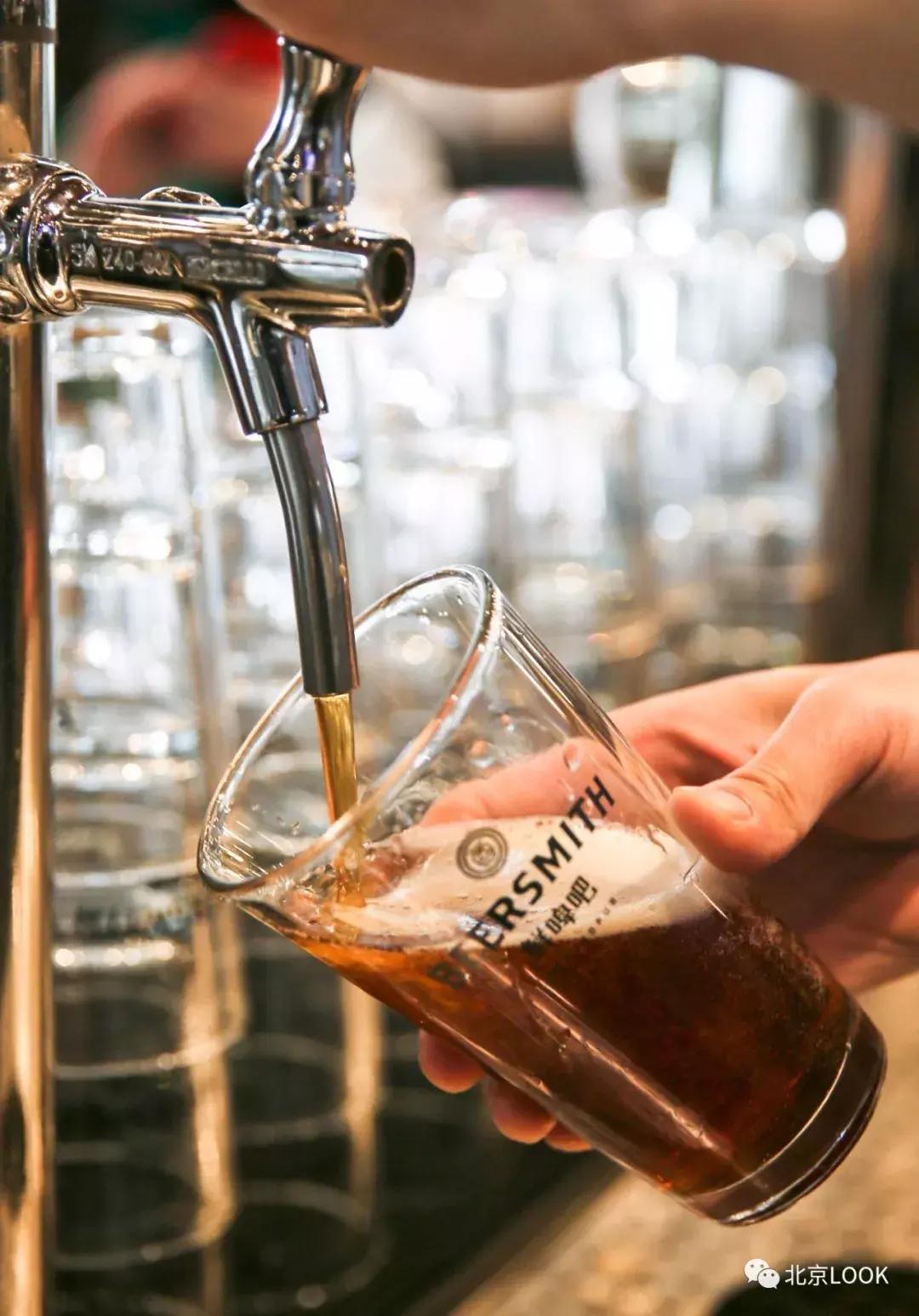 央视大楼对面网红餐厅,央视大楼隔壁酒店