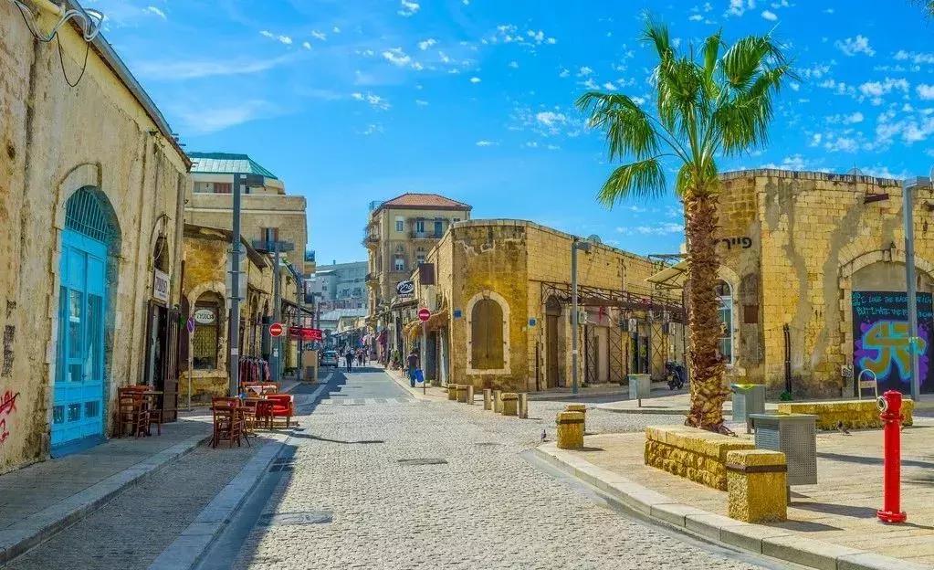 当古老文明与现代艺术相遇，我看见了不一样的中东